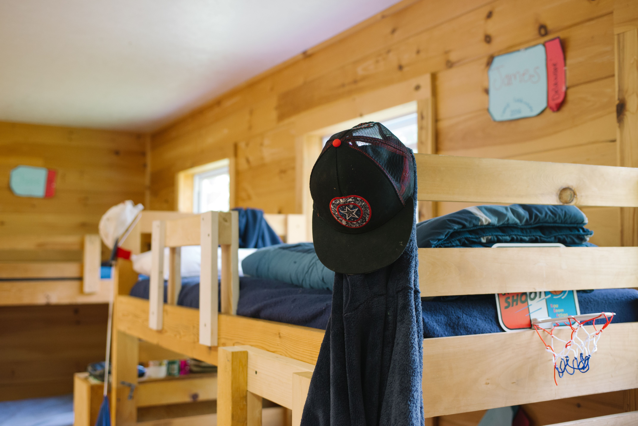 hero closeup braves bunk bed (1)
